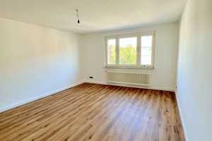 Schön Sanierte 2,5 Zimmer Wohnung in Düsseltal - märchenhafter Garten, Aufzug, zentral – Düsseldorf – Vorschaubild 4