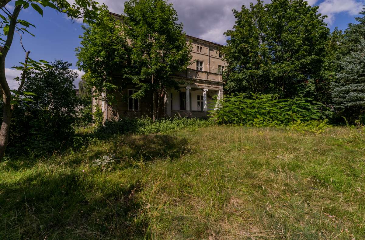 Monument protected and in need of renovation "Villa Rabe" in Potsdam, Potsdam – Bild 3