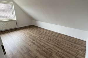 Modernisierte 3-Zimmer Dachgeschosswohnung mit Balkom in Hameln – Die vollständige Adresse der Immobilie erhältst du vom Anbieter., 31789 Hameln – Vorschaubild 16