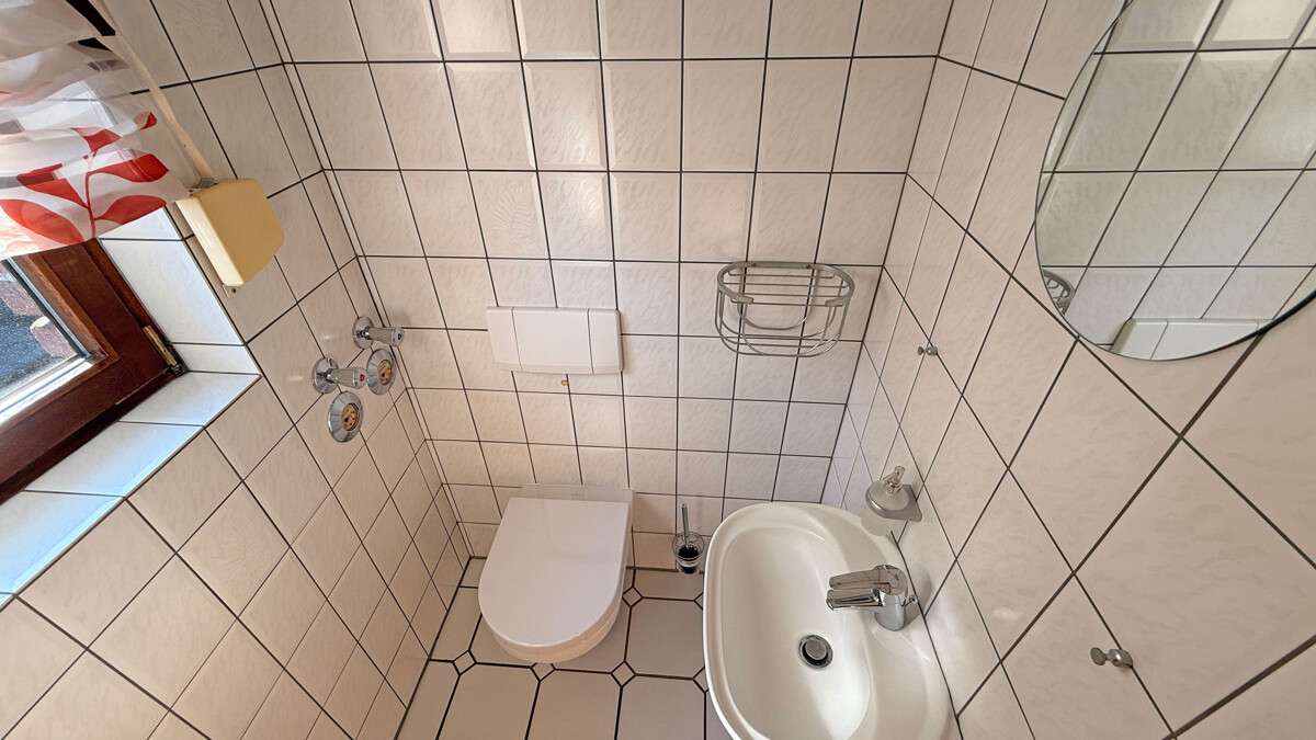 Immobilie in Dinslaken - Großzügige Maisonette-Eigentumswohnung mit Garage auf einem Erbpachtgrundstück in Dinslakener Bruch - Bild 10