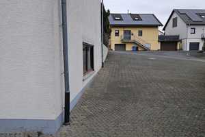 Einfamilienhaus mit Einliegerwohnung, 5 Garagen – Limburg-Weilburg (Kreis) – Vorschaubild 3