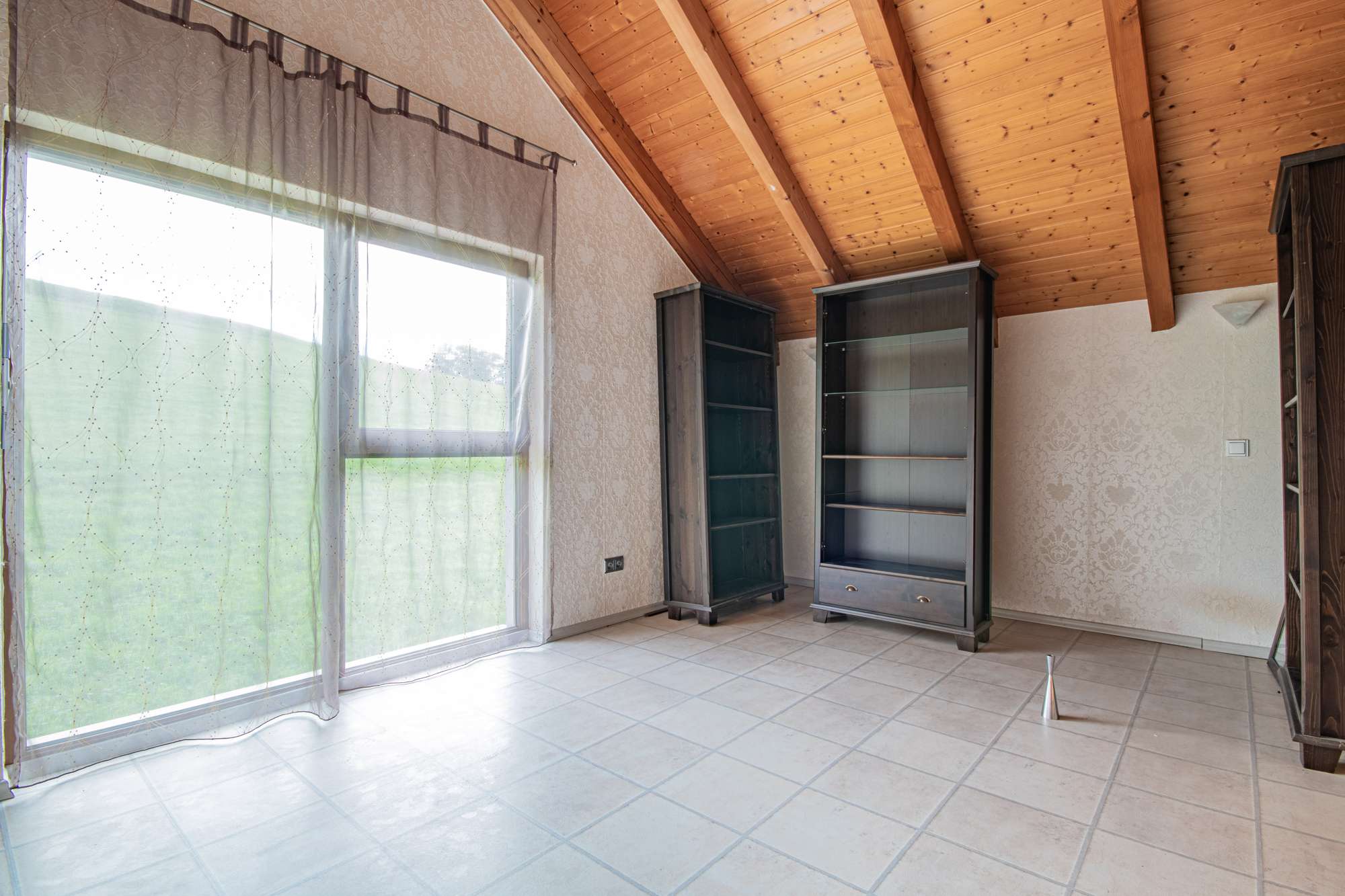 Immobilie in Weilheim - Zwei vielseitig nutzbare Doppelhaushälften mit großem Ausbaupotenzial in Weilheim - Heubach - Bild 31