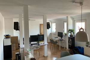 Möblierte Wohnung - 57m² - Über den Dächern von Stuttgart – Die vollständige Adresse der Immobilie erhältst du vom Anbieter., 70199 Heslach, Stuttgart – Vorschaubild 2