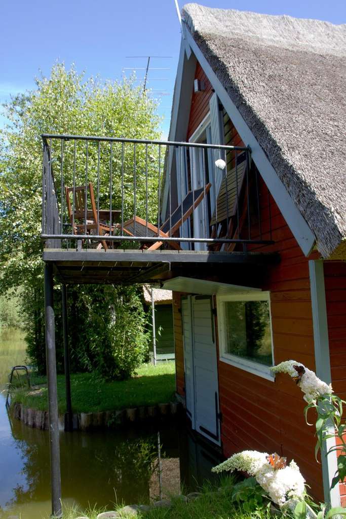 Immobilie in Goldberg - Reetgedecktes Bootshaus an der Mildenitz in Goldberg - Bild 2