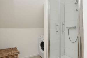Sanierte und schön möblierte DG Wohnung in Stuttgart Vaihingen – Die vollständige Adresse der Immobilie erhältst du vom Anbieter., 70563 Höhenrand, Stuttgart – Vorschaubild 21