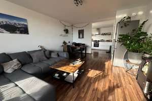 Vermietet! Helle, gut geschnittene 4 ZKB mit Fahrstuhl, TG Platz und verglastem Balkon! – Ziegeleistraße 22f, 86199 Inningen, Augsburg – Vorschaubild 3
