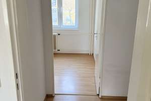 Schöne 2-Zimmer-Wohnung mit Südbalkon in ruhiger Lage von Berlin-Lichterfelde Süd – Viktoriastraße 6, 12203 Lichterfelde, Berlin – Vorschaubild 9