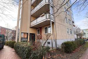 Großzügige 4 Zimmer Wohnung mit Wintergarten, Balkon und hochwertiger Einbauküche – Die vollständige Adresse der Immobilie erhältst du vom Anbieter., 12627 Hellersdorf, Berlin – Vorschaubild 43