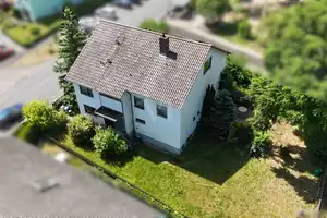 Familienfreundliches Zuhause mit Garten und Doppelgarage in Wertheim Bestenheid... – Main-Tauber-Kreis – Vorschaubild 2