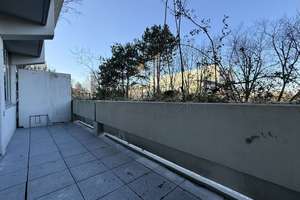 Provisionsfrei und Denkmal: Frisch renovierte  Wohnung am Olympia-Einkaufszentrum – Die vollständige Adresse der Immobilie erhältst du vom Anbieter., 80993 Alt-Moosach, München – Vorschaubild 12