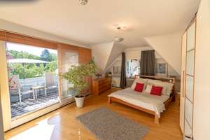 Wohnen mit Villenflair – hochwertige Dachgeschosswohnung mit Balkon in Villingen – Die vollständige Adresse der Immobilie erhältst du vom Anbieter., 78050 Villingen, Villingen-Schwenningen – Vorschaubild 24