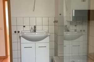 Gemütliche,  3-Zimmer-Wohnung mit Balkon und EBK in Hannover – Husarenstraße 7, 30163 Hannover – Vorschaubild 4