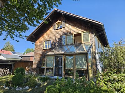 Großzügiges Einfamilienhaus - nutzbar als Praxis, soz. Einrichtung, Pension