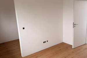 Nur noch EINE Doppelhaushälfte frei. Erstbezug. Sofort bezugsfertig !! – Die vollständige Adresse der Immobilie erhältst du vom Anbieter., 56587 Straßenhaus – Vorschaubild 20