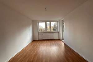 Geräumige 3-Zimmer-Wohnung mit Balkon in Nürnberg