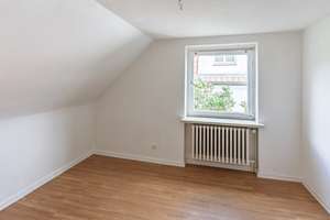 Helle Wohnung mit großem Garten und Kamin in Plön – Die vollständige Adresse der Immobilie erhältst du vom Anbieter., 24306 Plön – Vorschaubild 14