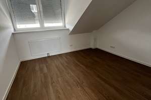 Erstbezug 2026 – großzügige 3-Zimmer-Dachgeschosswohnung mit Loggia – Die vollständige Adresse der Immobilie erhältst du vom Anbieter., 55118 Neustadt, Mainz – Vorschaubild 2