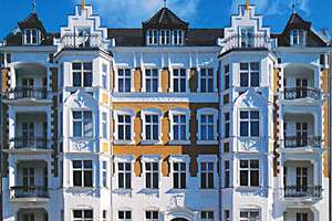 Luxuriöses Wohnen in Stuckaltbau im Herzen von Steglitz nahe Steglitzer Volkspark - 3. Og. mit Lift