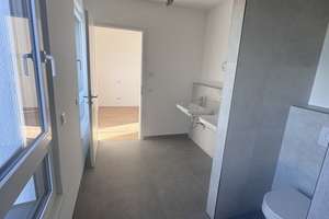 "Neubau-Projekt Ensheim 2" Eigentumswohnung Nr.9 in Saarbrücken-Ensheim 3ZKB- PH inkl. TG-Stellplatz – Die vollständige Adresse der Immobilie erhältst du vom Anbieter., 66131 Ensheim, Saarbrücken – Vorschaubild 10