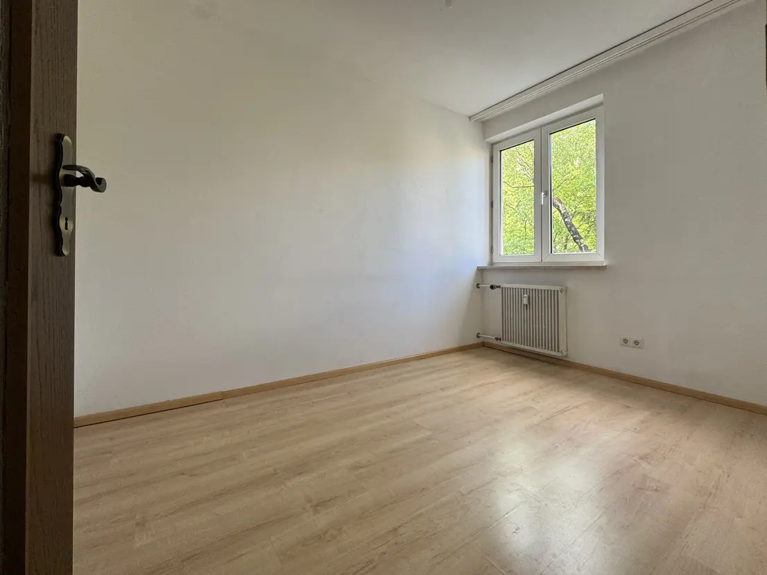 Zuhause mit 3 Zimmern in zentraler Lage von Neuhausen — photo 2