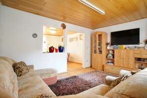 Zweifamilienhaus mit Garten in beliebter Wohnlage von Zweibrücken – Die vollständige Adresse der Immobilie erhältst du vom Anbieter., 66482 Niederauerbach, Zweibrücken – Vorschaubild 2