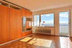 Über den Dächern mit Hafenblick – Helle 1-Zi.-Wohnung mit Süd-Loggia