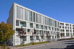 Schönes 1-Zimmer-Studentenapartment mit Pantryküche und Stellplatz in zentraler Lage – Fritz-Fend-Straße 9, 93047 Regensburg – Vorschaubild 2