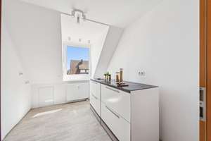 ÜBER DEN DÄCHERN - Gepflegte 3,5-Zimmer-Maisonettewohnung mit Balkon & Garage in Stuttgart-Stammheim – Die vollständige Adresse der Immobilie erhältst du vom Anbieter., 70439 Stammheim-Süd, Stuttgart – Vorschaubild 11