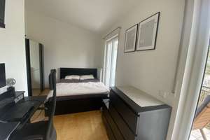 Stilvolle 2-Zimmer-Wohnung mit umlaufendem Balkon in toller Lage – Die vollständige Adresse der Immobilie erhältst du vom Anbieter., 81927 Englschalking, München – Vorschaubild 8