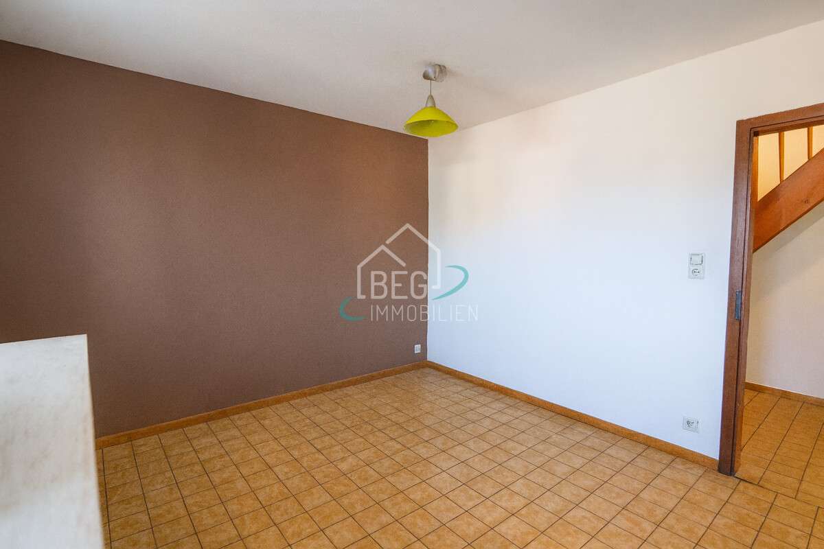 Immobilie in Michelfeld - Zwei Häuser, Gewerbe, Garagen & Freiflächen – vielseitiges Anwesen mit Potenzial - Bild 16