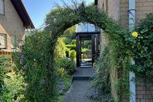 ------FEST  RESERVIERT------Großes, sehr sonniges Traumhaus mit wundervollem Grundstück – Die vollständige Adresse der Immobilie erhältst du vom Anbieter., 37127 Dransfeld – Vorschaubild 13