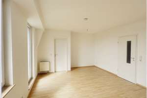 ** 2-Raum Wohnung mit schönem Balkon ** – Glauchauer Straße 35, 9113 Schloßchemnitz, Chemnitz – Vorschaubild 10