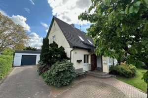 *** Charmantes Zuhause mit Holzofen, Garage, Wintergarten und vieles mehr *** – Harburg (Kreis) – Vorschaubild 1