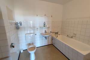 2-Zimmer, 2 Balkone und Turmbergblick – Frei ! – Pfaffstrasse 18, 76227 Durlach, Karlsruhe – Vorschaubild 15