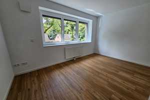 SOFORT FREI! Reihenmittelhaus (4,5 Zi.) mit Vollbad, G-WC, Garten und Terrasse – Osterholz (Kreis) – Vorschaubild 10