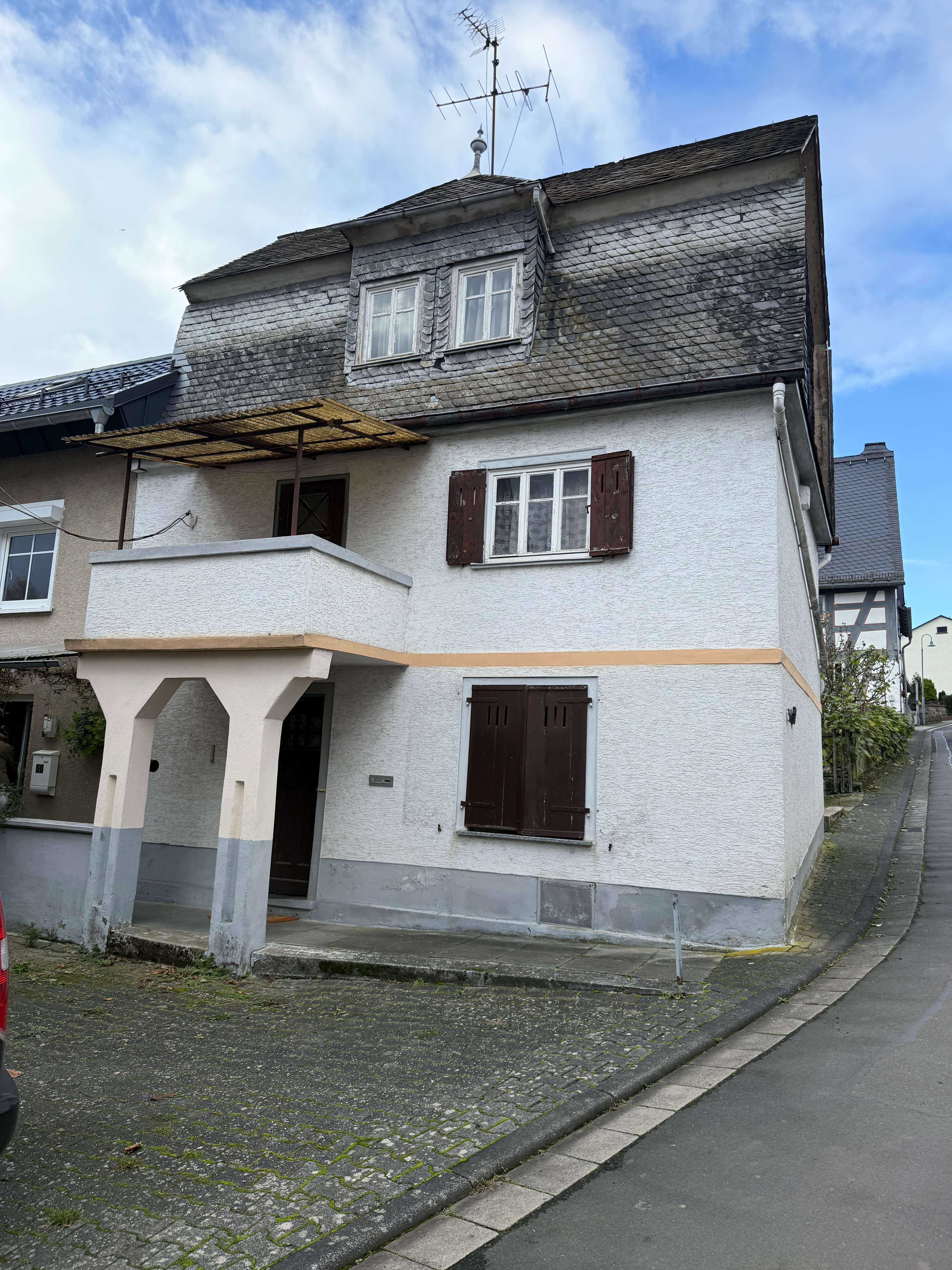 zwei leerstehende Häuser-ideal für Handwerker, Limburg Weilburg Kreis – Bild 1