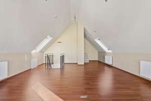 Stilvolle Maisonette-Wohnung direkt am Schlosspark Essen-Borbeck – Die vollständige Adresse der Immobilie erhältst du vom Anbieter., 45355 Borbeck-Mitte, Essen – Vorschaubild 7