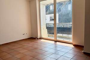 Wohnungsberechtigungsschein benötigt! Renovierte Etagenwohnung am Steinberg! – Heidmannstraße 1, 42855 Nordstadt, Remscheid – Vorschaubild 6