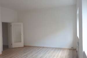 Großzügige Altbauwohnung mit Loggia & Gartenblick – ideal für Paare & junge Familien – Bremer Straße 28, 99085 Krämpfervorstadt, Erfurt – Vorschaubild 8