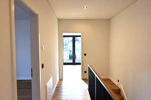Erstbezug! Hochwertige A+ Energieeffizienz -  Neubau DHH mit Terrasse,  Garten, PV-Anlage, – Malchiner Str. 33b, 15366 Neuenhagen bei Berlin – Vorschaubild 9