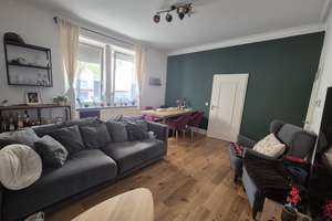 Kernsanierte Altbau-Perle: 2,5 Zimmer mit Schreiner-EBK & Gäste-WC in Stuttgart-West