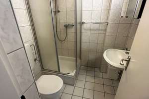 Leerstehendes, renovierungsbedürftiges Zweifamilienhaus mit Garten in Köln-Ossendorf – Die vollständige Adresse der Immobilie erhältst du vom Anbieter., 50827 Ossendorf, Köln – Vorschaubild 3