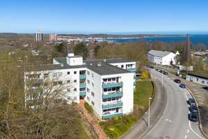 Charmante 2-Zimmer-Wohnung mit Balkon & Garage – frisch saniert
