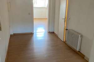 Ihr neues Zuhause! Charmante gemütliche 3-Zimmer-DG-Wohnung zu vermieten – Erasmusstraße 8, 40223 Bilk, Düsseldorf – Vorschaubild 10