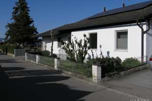 Toller Bungalow in ruhiger Siedlungslage! – Die vollständige Adresse der Immobilie erhältst du vom Anbieter., 94447 Plattling – Vorschaubild 1