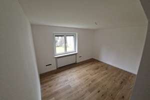 1-Zimmer Wohnung in München-Freimann (renoviert) – Rottannenweg 6, 80939 Freimann, München – Vorschaubild 2