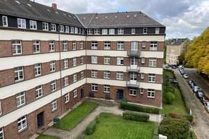 Große 1-Zi. mit neuer EBK, Laminat, Wanne, Abstellraum & Balkon in ruhiger Lage! – Zschopauer Platz 11, 9126 Bernsdorf, Chemnitz – Vorschaubild 4