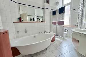 Property thumbnail 12