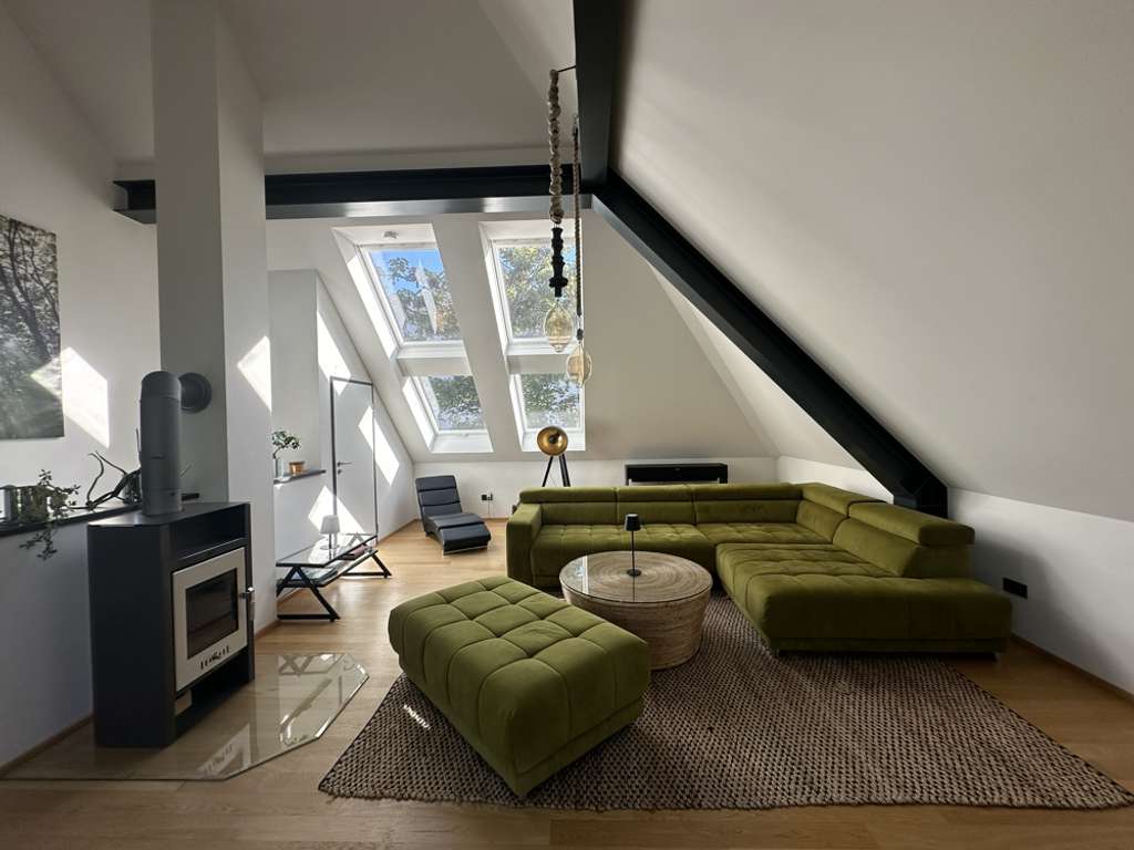 Stilvolles Wohnerlebnis auf drei Ebenen mit Rheinblick in bester Lage von Bonn-Beuel!