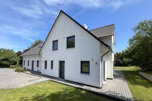 Freistehendes Wohnhaus mit 3 Wohneinheiten und riesigem Grundstück – Die vollständige Adresse der Immobilie erhältst du vom Anbieter., 23946 Boltenhagen – Vorschaubild 3